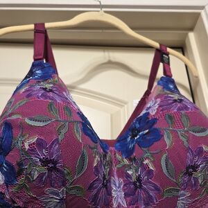 TORRID new 44DD wirefree Dream Bra, NWT